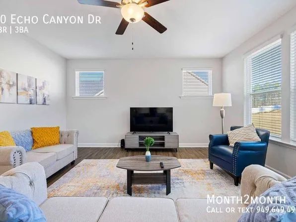 70 Echo Canyon Dr, Clayton, NC 27527