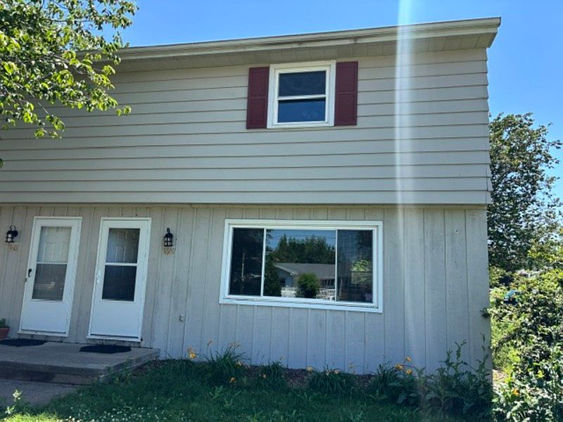 1st image of 3601 Crestview Dr