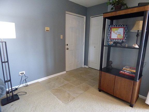 3rd image of 8124 169th St APT 2W