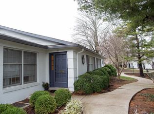 395 Redding Rd APT 15, Lexington, KY 40517