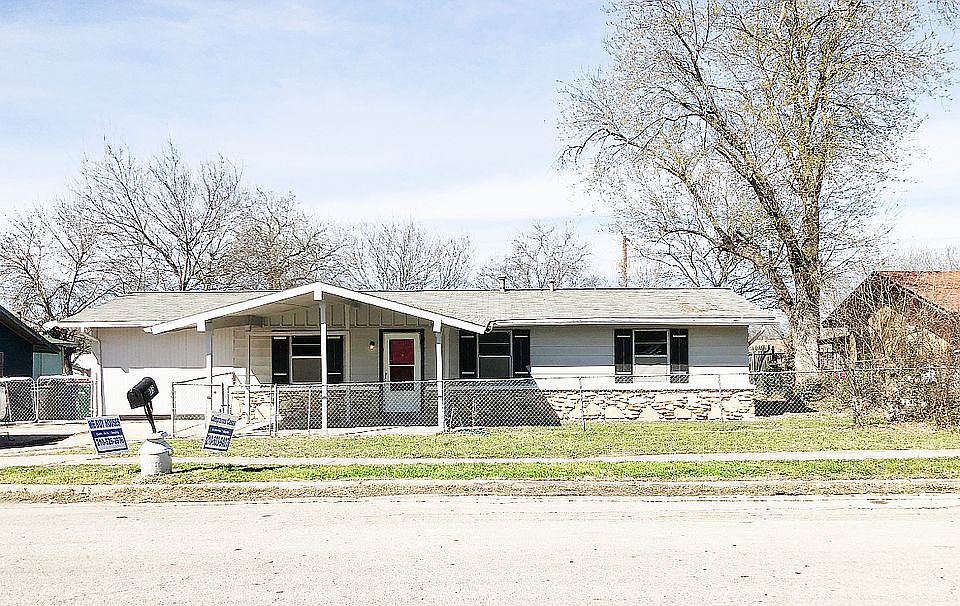 1st image of 175 Moon Valley Dr