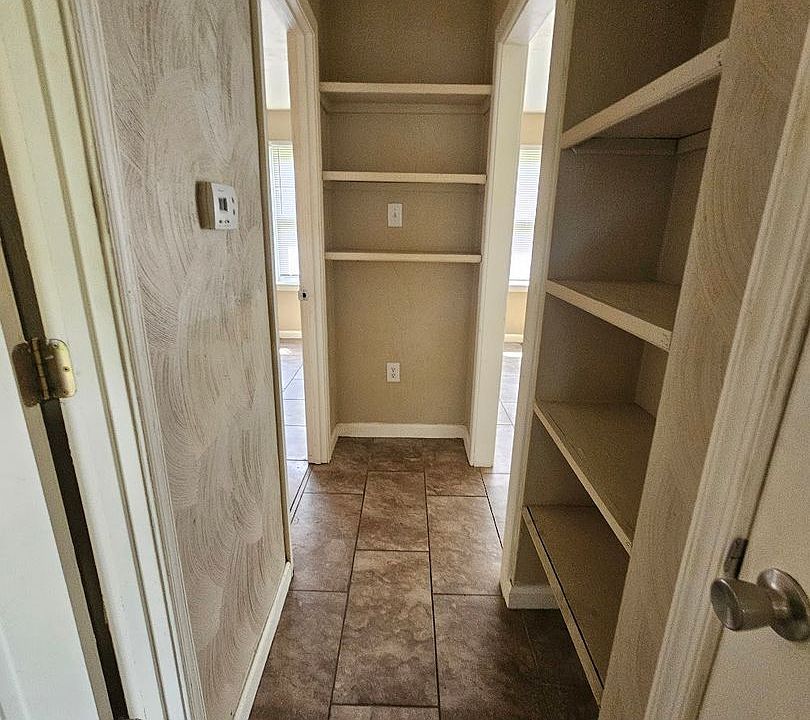 1st image of 35 Grove St #0