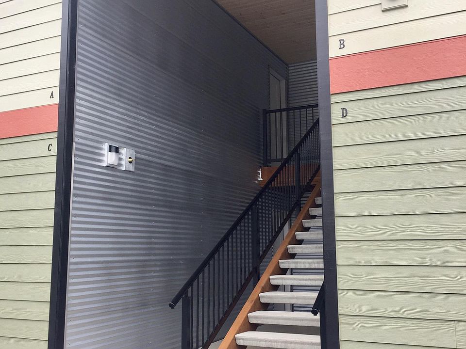 Common area and entrances to units.