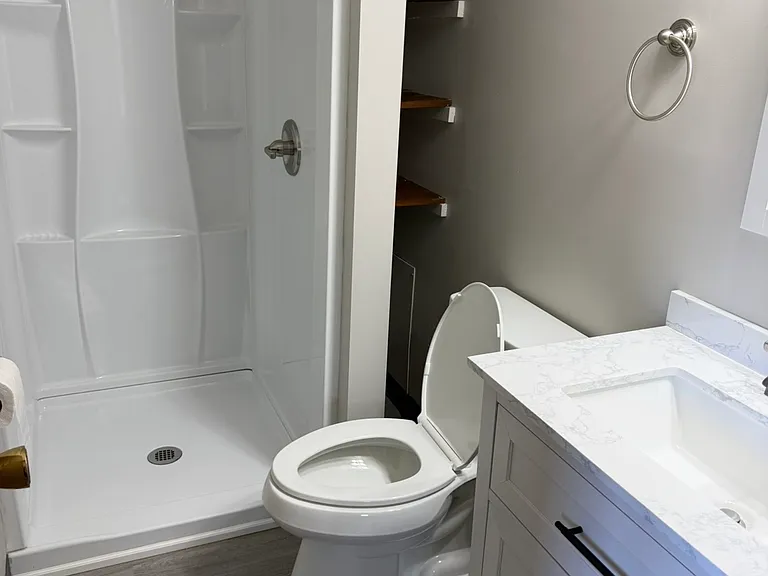 420 N Main St #12 — Photo 2