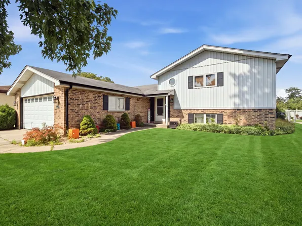 2238 Elmira Ave, Des Plaines, IL 60018