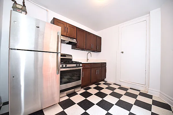Rented by Keller Williams NYC | media 39