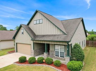 141 Bonnieville Dr, Calera, AL 35040