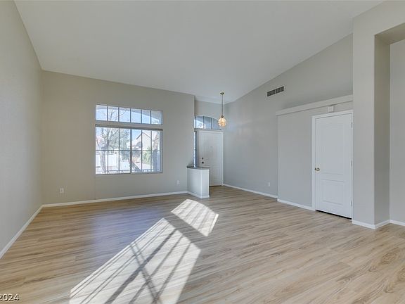 4th image of 6471 Violet Breeze Way