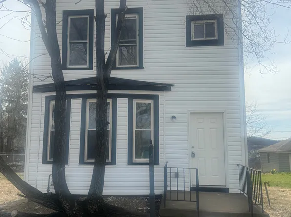 2310 Jenny Lind St, McKeesport, PA 15132