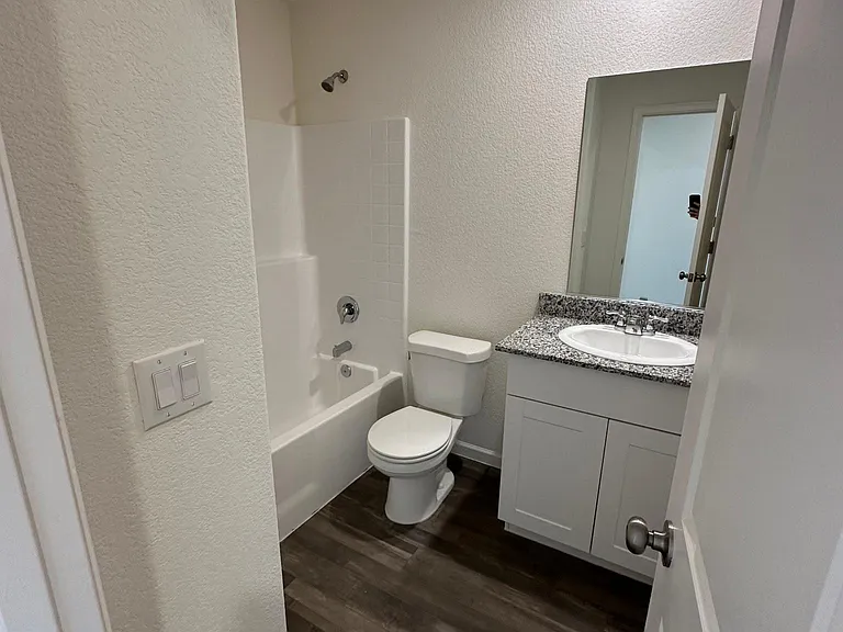 2412 Granite Cir — Photo 18