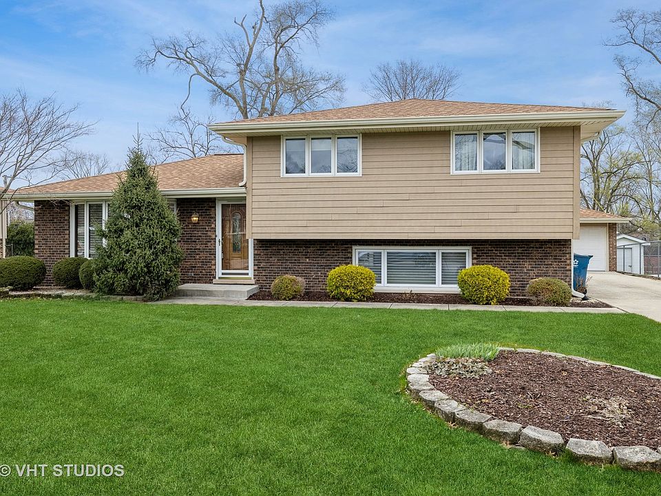 1st image of 10141 S 83rd Ct