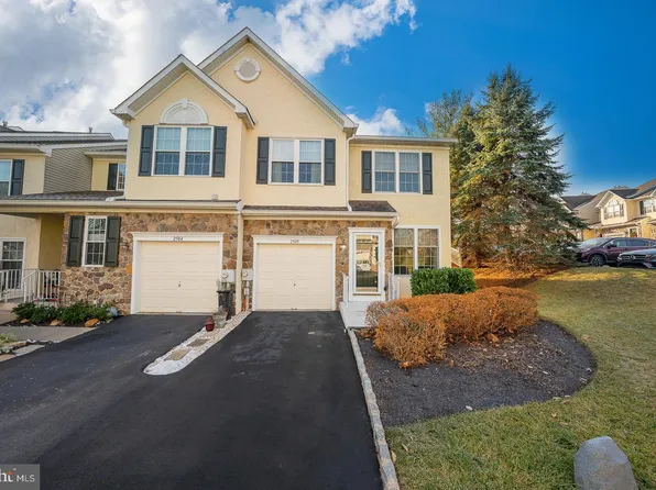 2905 Sage Wood Dr, Newtown Square, PA 19073