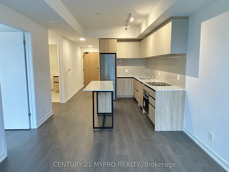 8 Beverley Glen Blvd #1206 — Photo 5