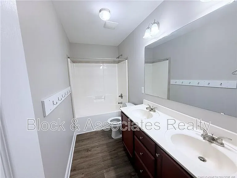 471 Century Dr — Photo 10