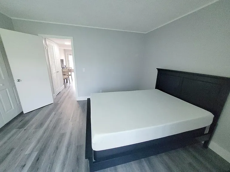 101 Hastings E #G — Photo 38