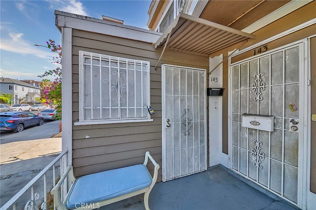 3 bed, 2.5 bath, 1500 sqft, $2,800 — Photo 3
