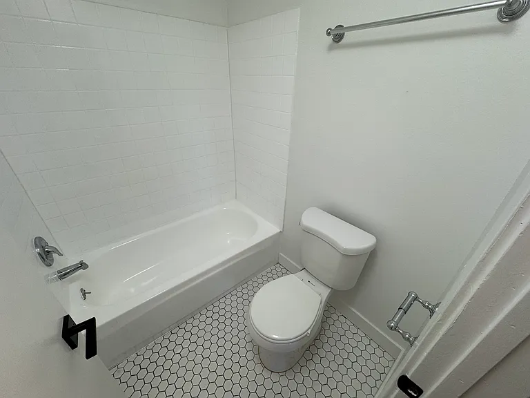 Hancock Villa — Photo 11