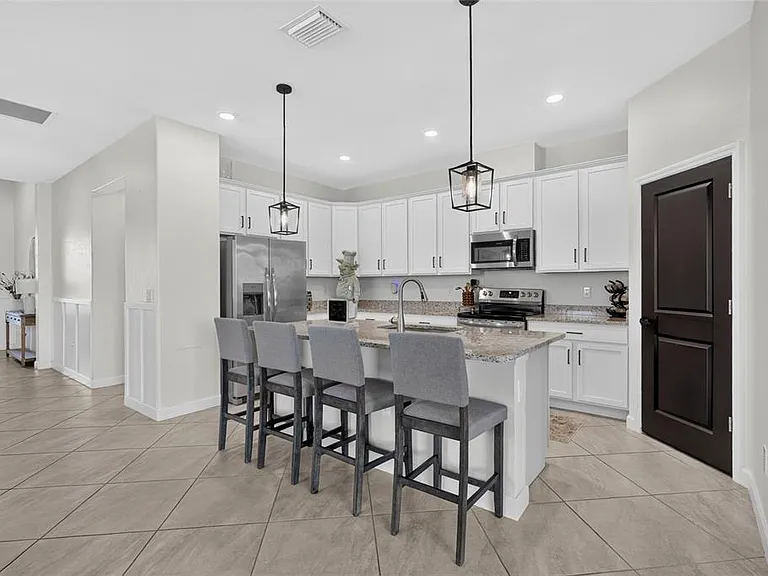 15522 Islandwalk Ave — Photo 11