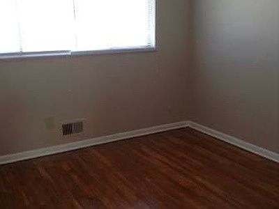 5th image of 5750 Arborwood Ct APT B
