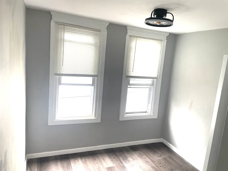 2422 Wharton St — Photo 21