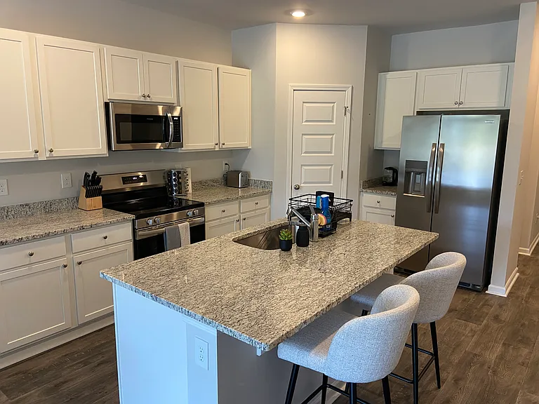 Talladega Dr — Photo 8