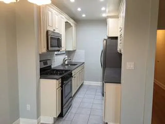 Rented by Sterling Realty Solution Inc | media 35