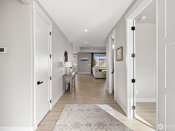 4th image of 15008 Allison Place