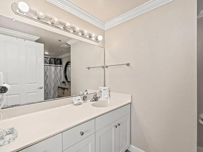 9900 Thomas Dr #2203 — Photo 2
