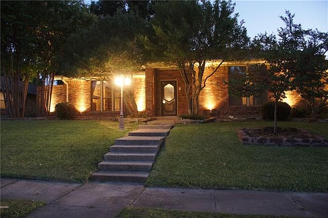 2nd image of 1604 Mayflower Dr