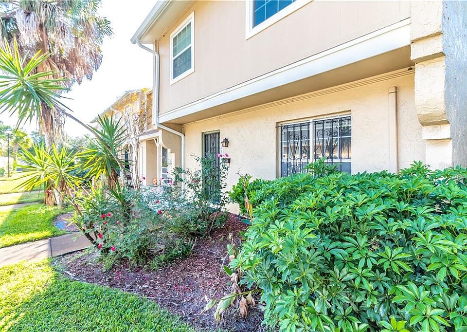 1st image of 7110 Balboa Ct