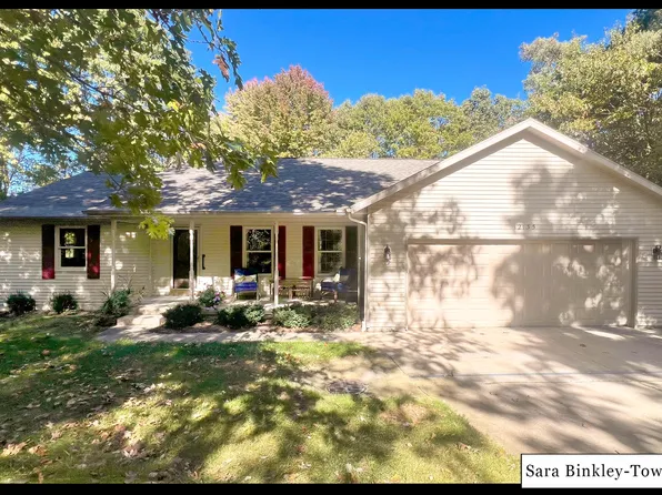 12135 Blue Spruce Ct NE, Rockford, MI 49341