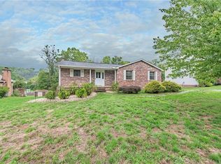 236 Limberline Dr, Greensburg, PA 15601