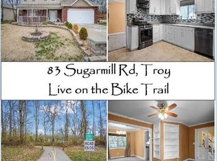 83 Sugarmill Rd, Troy, IL 62294