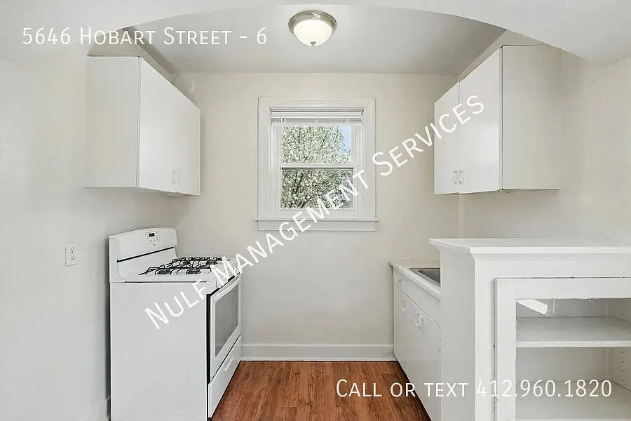 1 bed, 1 bath in Squirrel Hill — Photo 2