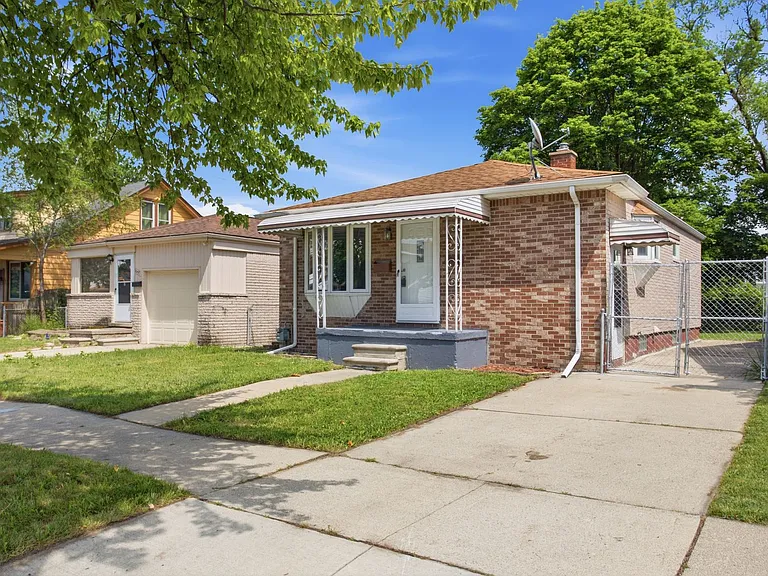 1663 Wilson Ave — Photo 23