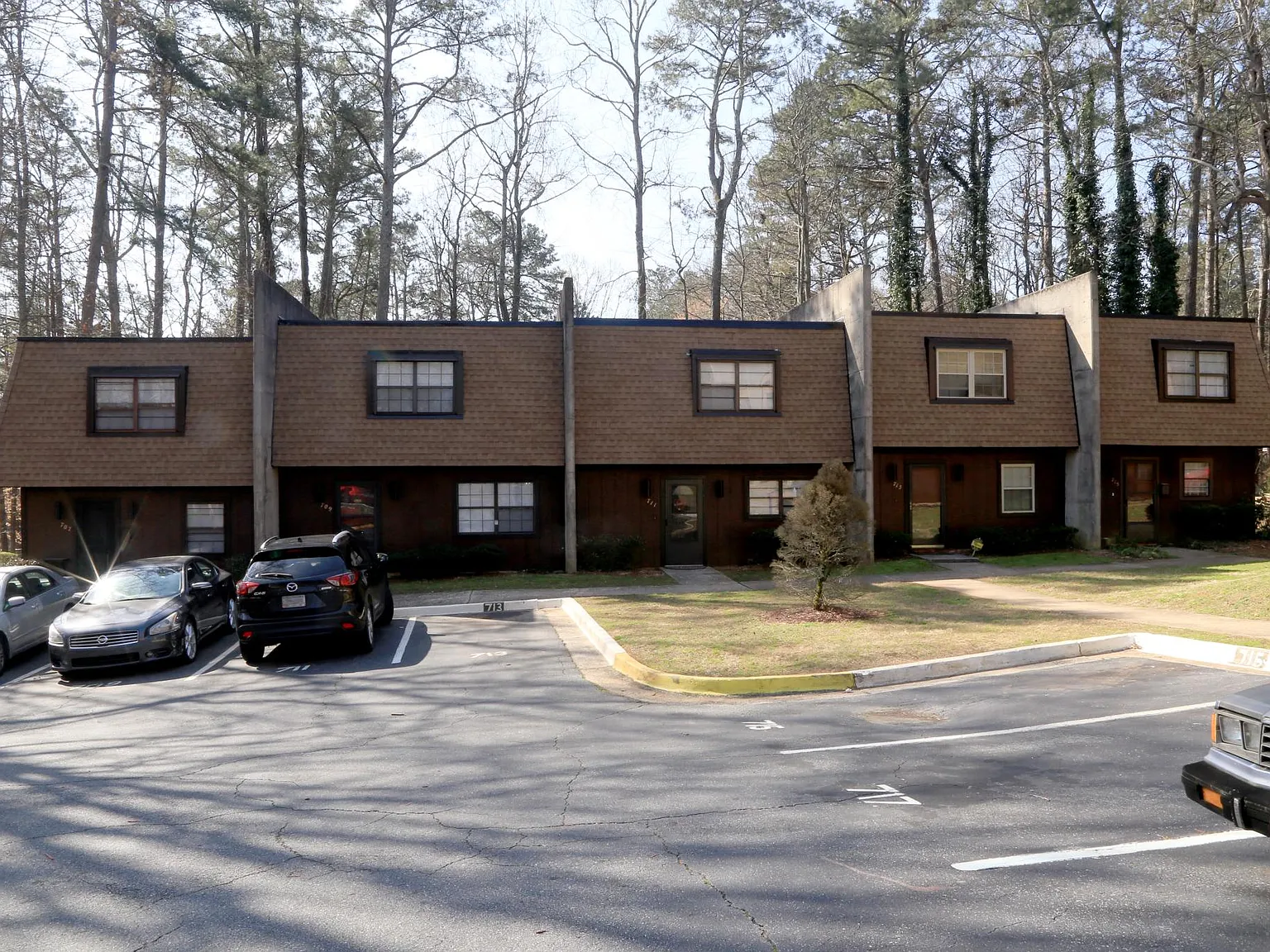 2 bed, 2.5 bath, 1188 sqft, $1,500 — Photo 1