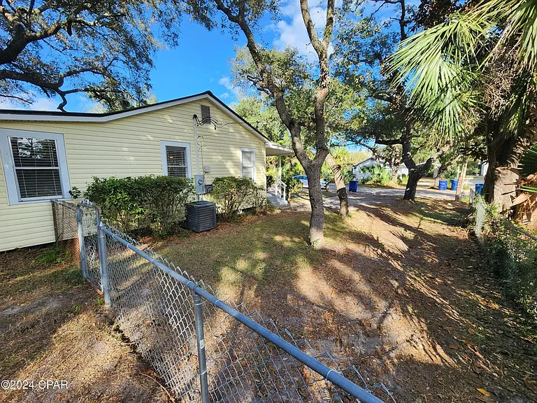 1719 Stephens Ave — Photo 6