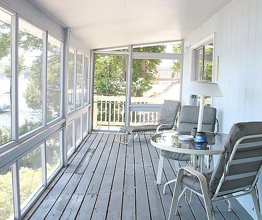 3rd image of 16 Goodwood Rd