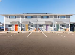 129 SW Dolphin St, Newport, OR 97365