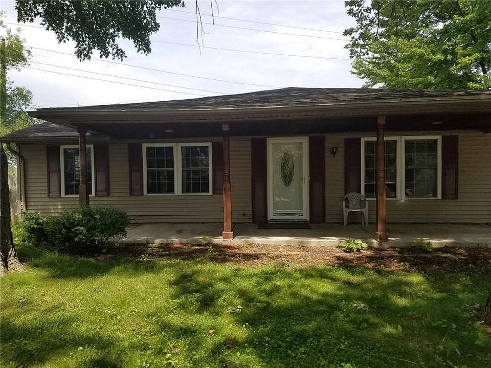 2nd image of 1910 Norwood Pl