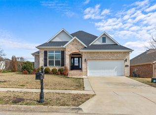 1642 S Sag Harbor Ave, Fayetteville, AR 72701