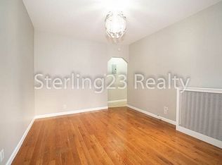 28-05 43rd St #9A, Astoria, NY 11103