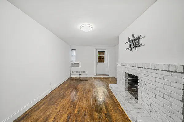 Rented by Vector New York, LLC | media 3