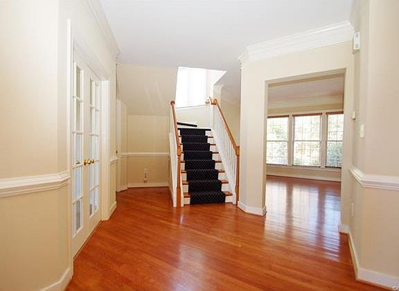 4th image of 6013 Britlyn Ct
