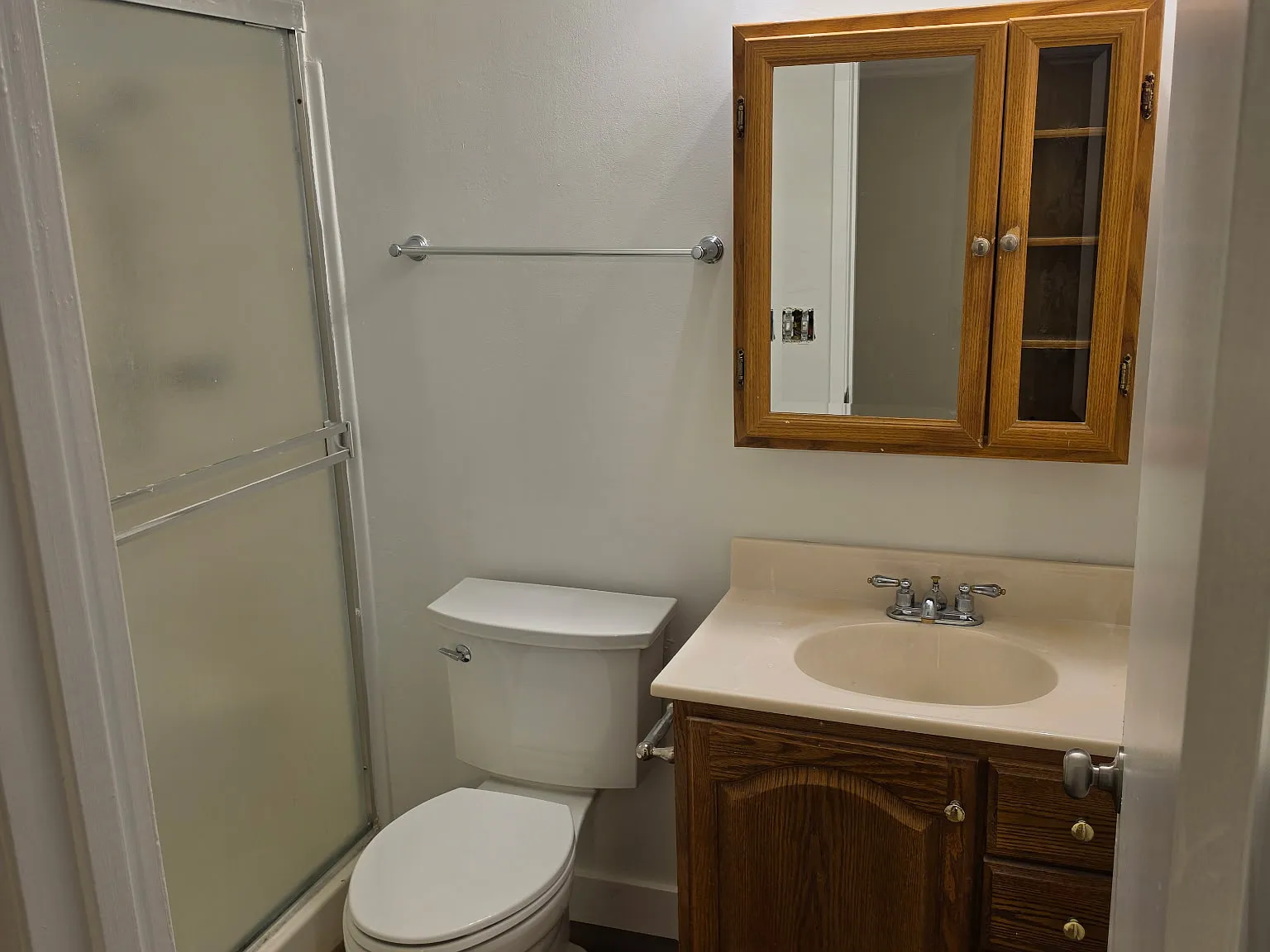 4 bed, 1596 sqft, $3,150 — Photo 2