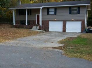 453 Gravitt Rd, Chickamauga, GA 30707