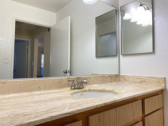 5th image of 5637 Hazeltine Ave APT 214