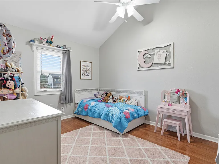 12200 Hollingsworth Rd — Photo 10