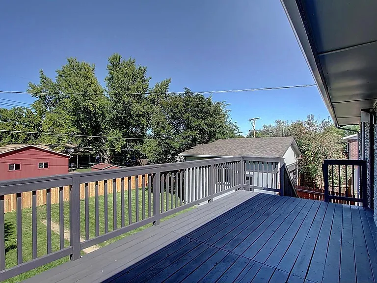 6102 W 62nd Ave — Photo 5