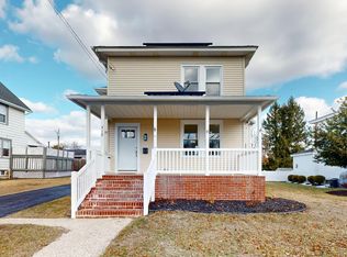 419 N 2nd St, Hammonton, NJ 08037